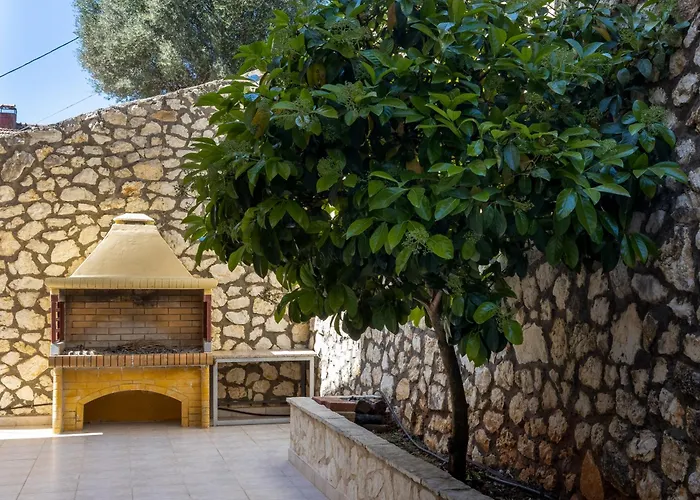 Apartman Plaka's House Katoméri